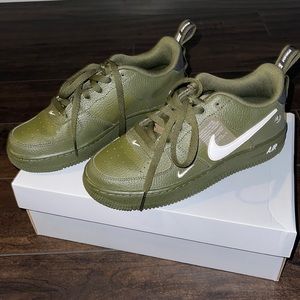 Air Force 1 olive green utility